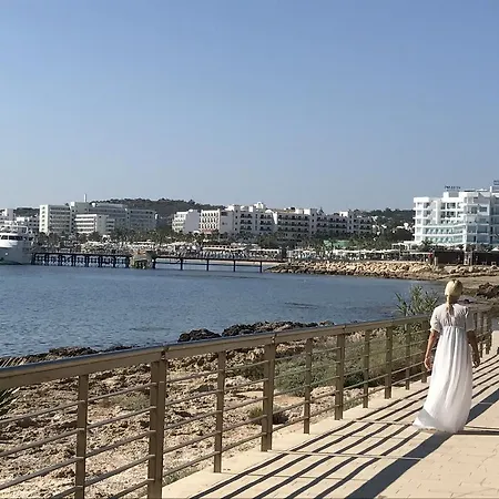 Sofia Πρωταράς